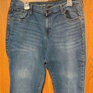 Women’s Old Navy Classic Fit High Rise Blue Jeans Sz 16R